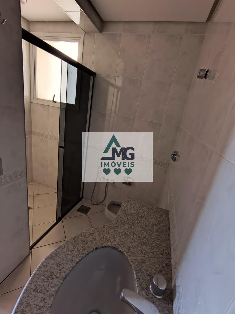 Apartamento à venda com 4 quartos, 1 suíte, 2 vagas e 196m² no Centro, Três Corações (MG) — foto 14 de 23