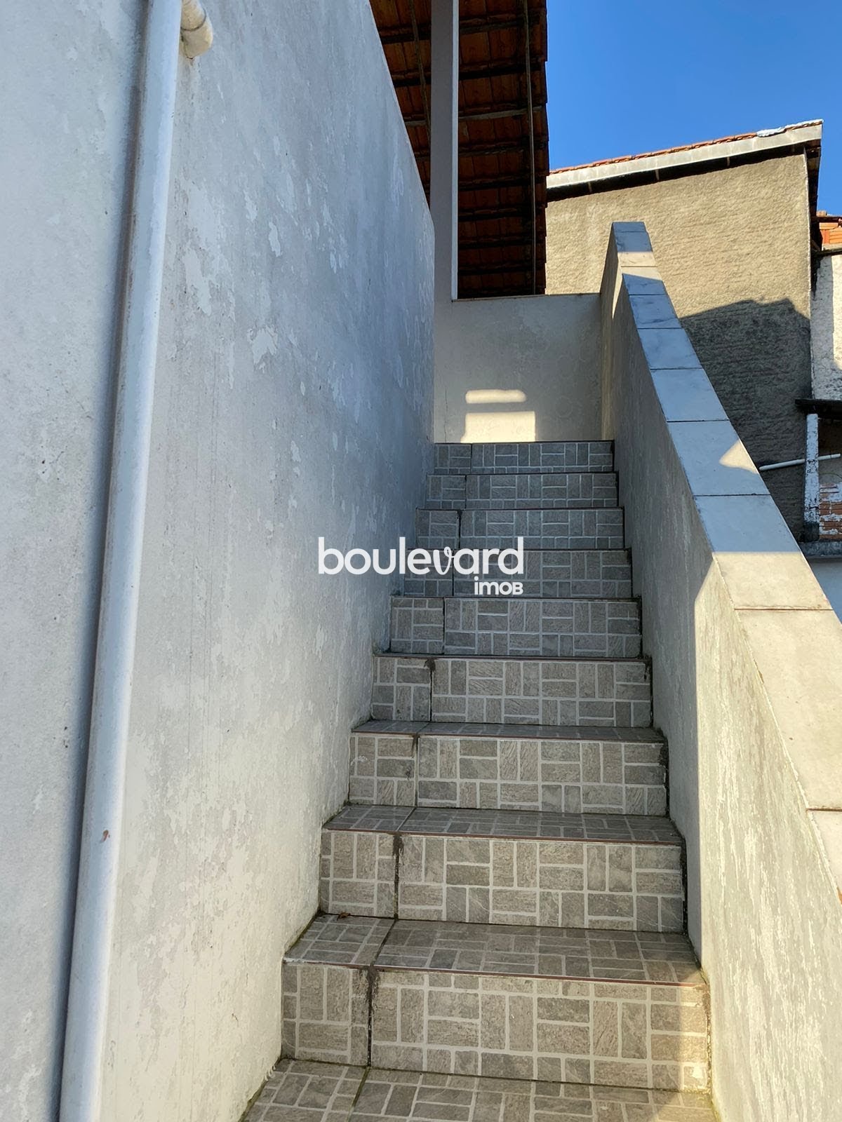 Casa à venda com 3 quartos, 1 banheiro, 1 vaga e 110m² no Centro, São José (SC) — foto 14 de 23