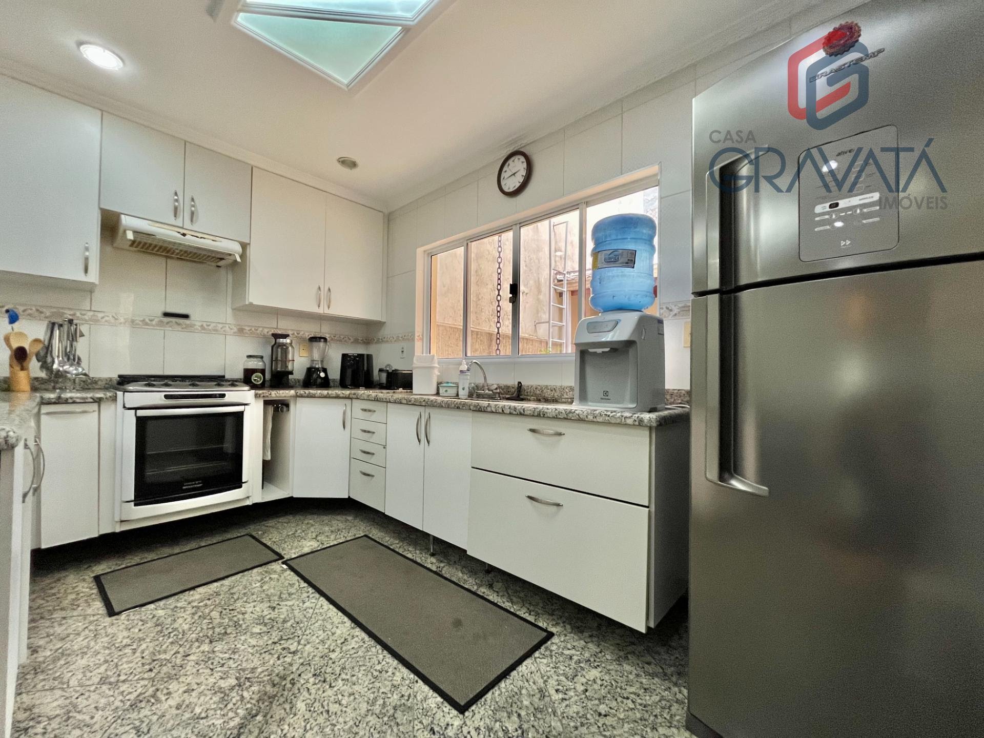Casa à venda com 3 quartos, 1 suíte, 4 vagas e 220m² no Jardim Pedroso, Mauá (SP) — foto 18 de 30