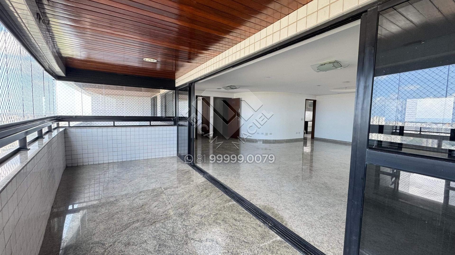 Apartamento à venda com 4 quartos, 6 banheiros, 3 vagas e 205m² no Casa Forte, Recife — foto principal