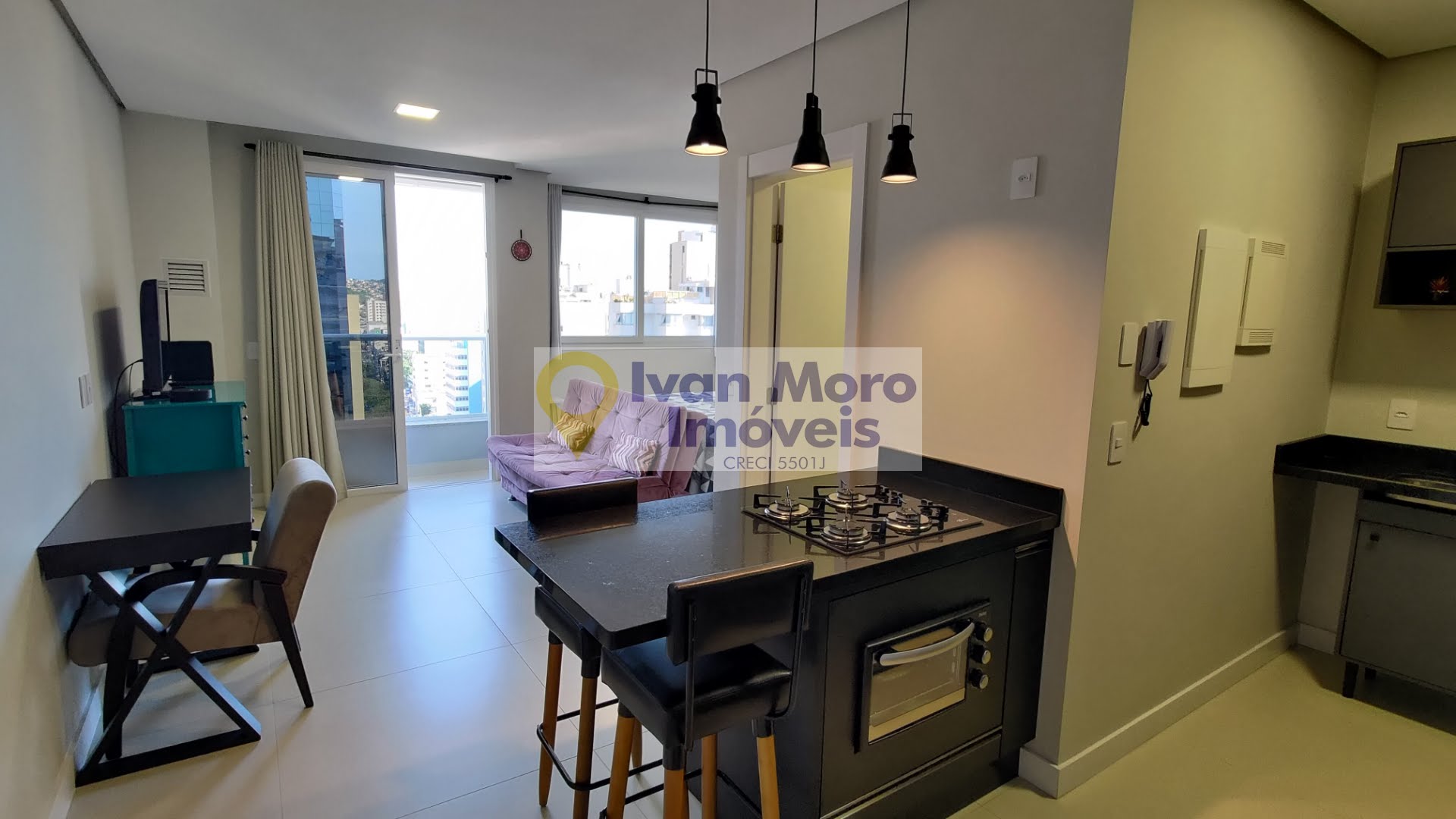 Apartamento à venda com 1 quarto, 1 banheiro, 1 vaga e 39m² no Centro, Florianópolis (SC) — foto 2 de 30