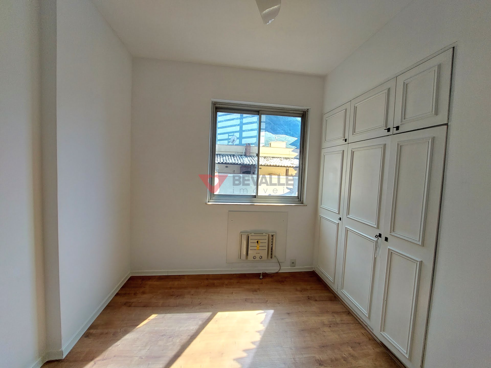 Apartamento à venda com 3 quartos, 1 suíte, 2 vagas e 100m² no Botafogo, Rio de Janeiro (RJ) — foto 8 de 27