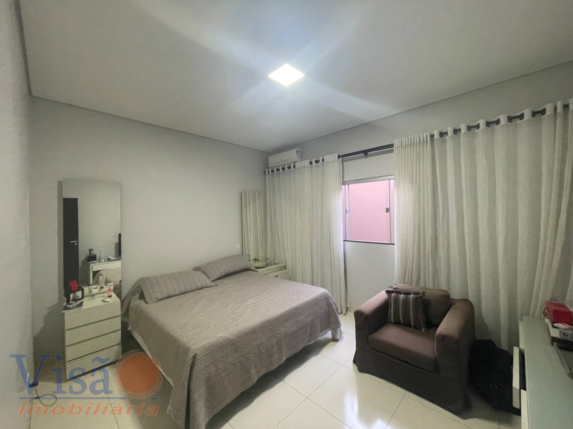 Casa à venda com 2 quartos, 1 banheiro, 2 vagas e 24m² no Bairro Bandeirantes, Paracatu (MG) — foto 7 de 9