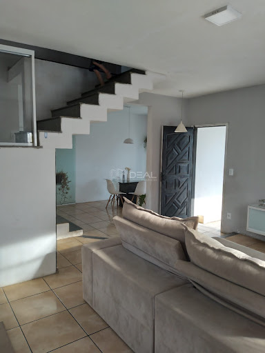 Casa duplex de 3 quartos para venda no Parque Jóquei Club - Campos dos Goytacazes, RJ 