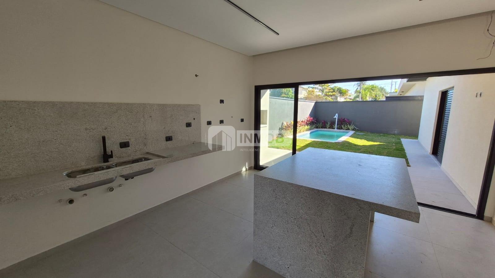 Casa à venda com 3 quartos, 1 suíte, 4 vagas e 165m² no Jardim Jaragua, Tremembé (SP) — foto 10 de 30