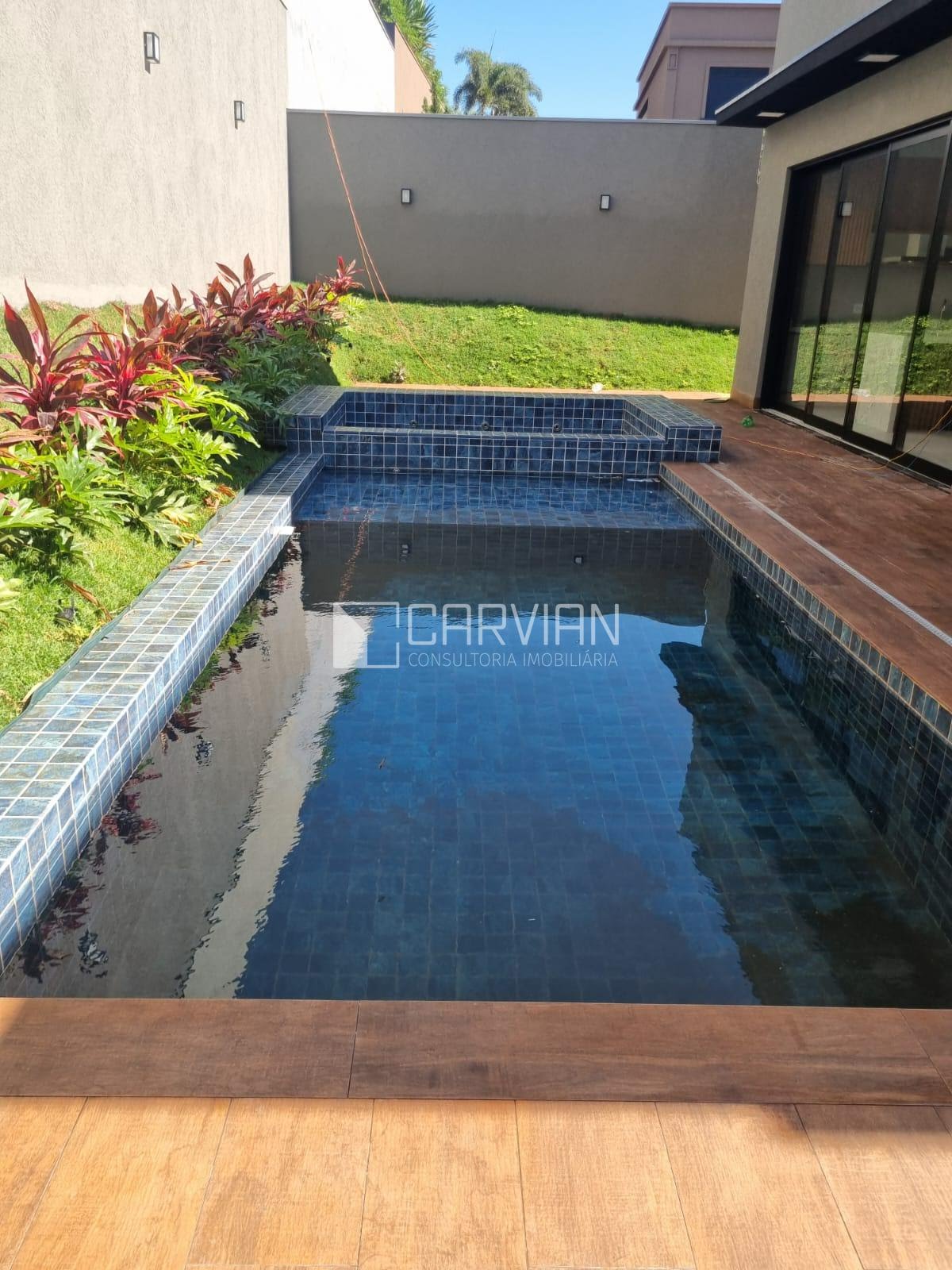 Casa à venda com 4 quartos, 4 suítes, 4 vagas e 266m² no Residencial e Empresarial Alphaville, Ribeirão Preto (SP) — foto 28 de 30