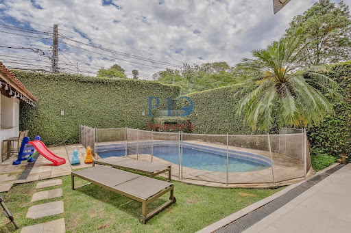 Casa em condomínio com 5 dormitórios  a venda no Morumbi