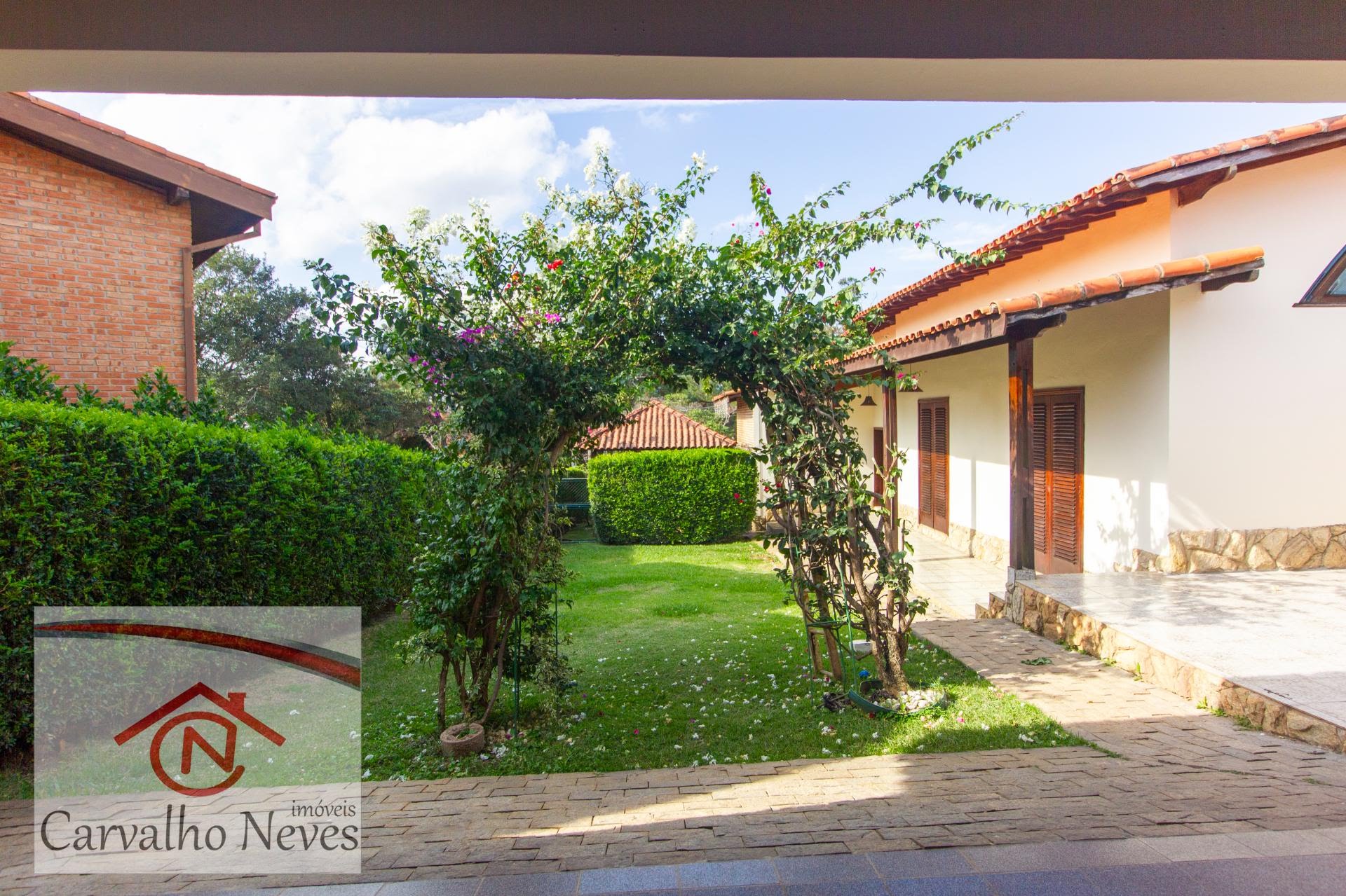 casa para alugar Portal da Concórdia | aluguel Portal da Concórdia Cabreúva | casa para locação Cabreúva | casa 3 quartos Cabreúva | casa com 1 suíte Cabreúva | casa com 1000 m² de terreno | casa em condomínio fechado Cabreúva | casa com churrasqueira Cabreúva | casa com espaço gourmet Cabreúva | casa para alugar com segurança 24 horas | imobiliária Cabreúva | Carvalho Neves Imóveis