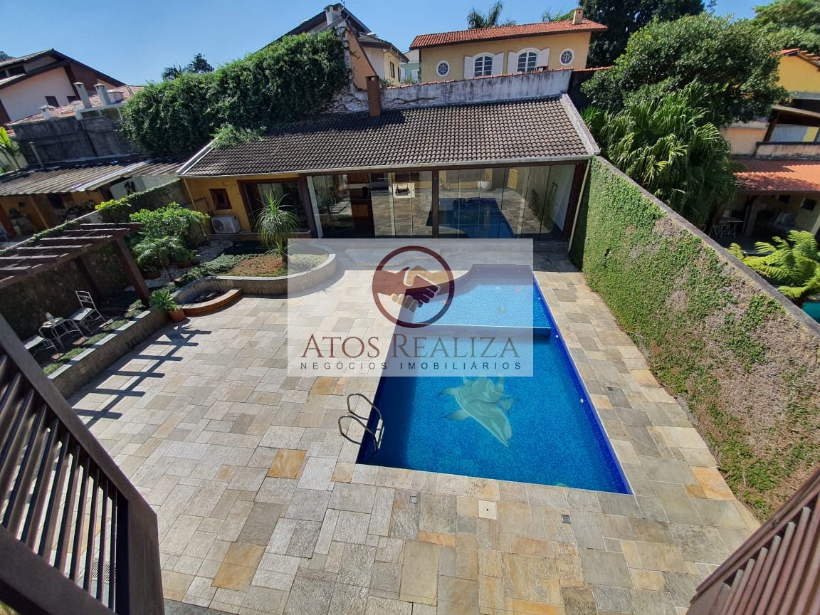 Casa à venda com 4 quartos, 4 banheiros, 7 vagas e 500m² no Bolsão de Interlagos, São Paulo — foto principal