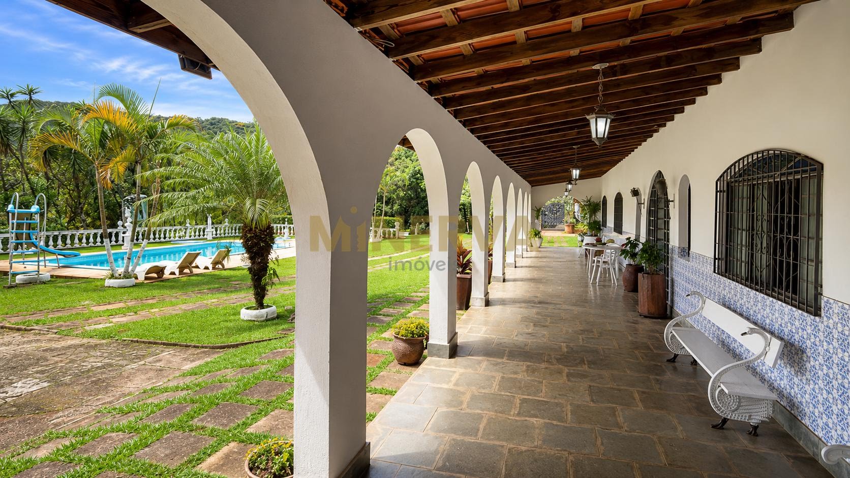 Casa à venda com 4 quartos, 3 suítes e 2367m² no Mantiqueira, Mairiporã (SP) — foto 11 de 30
