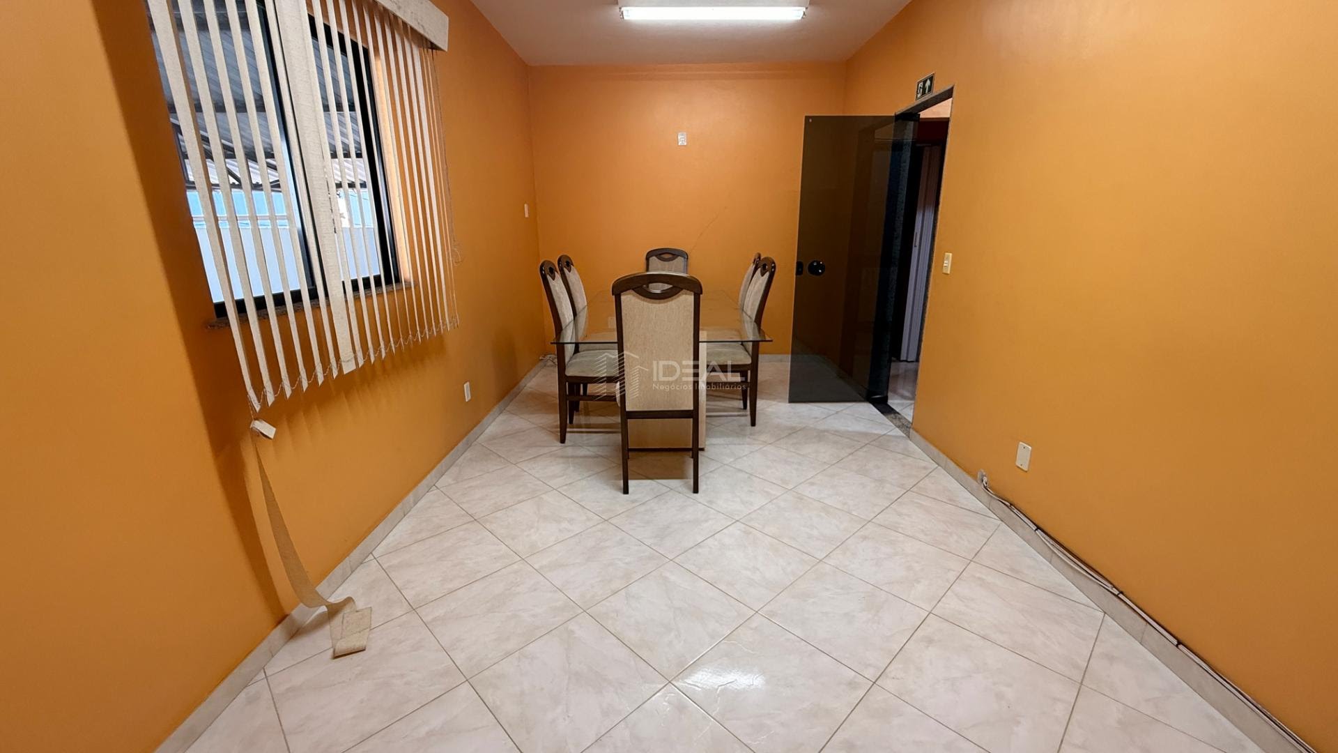 Comercial para alugar com 3 banheiros e 310m² no Parque Aurora, Campos dos Goytacazes (RJ) — foto 18 de 26