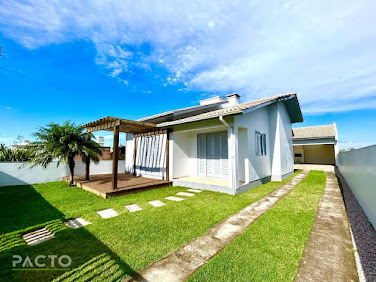Casa no Paiquerê  -  Araranguá SC
