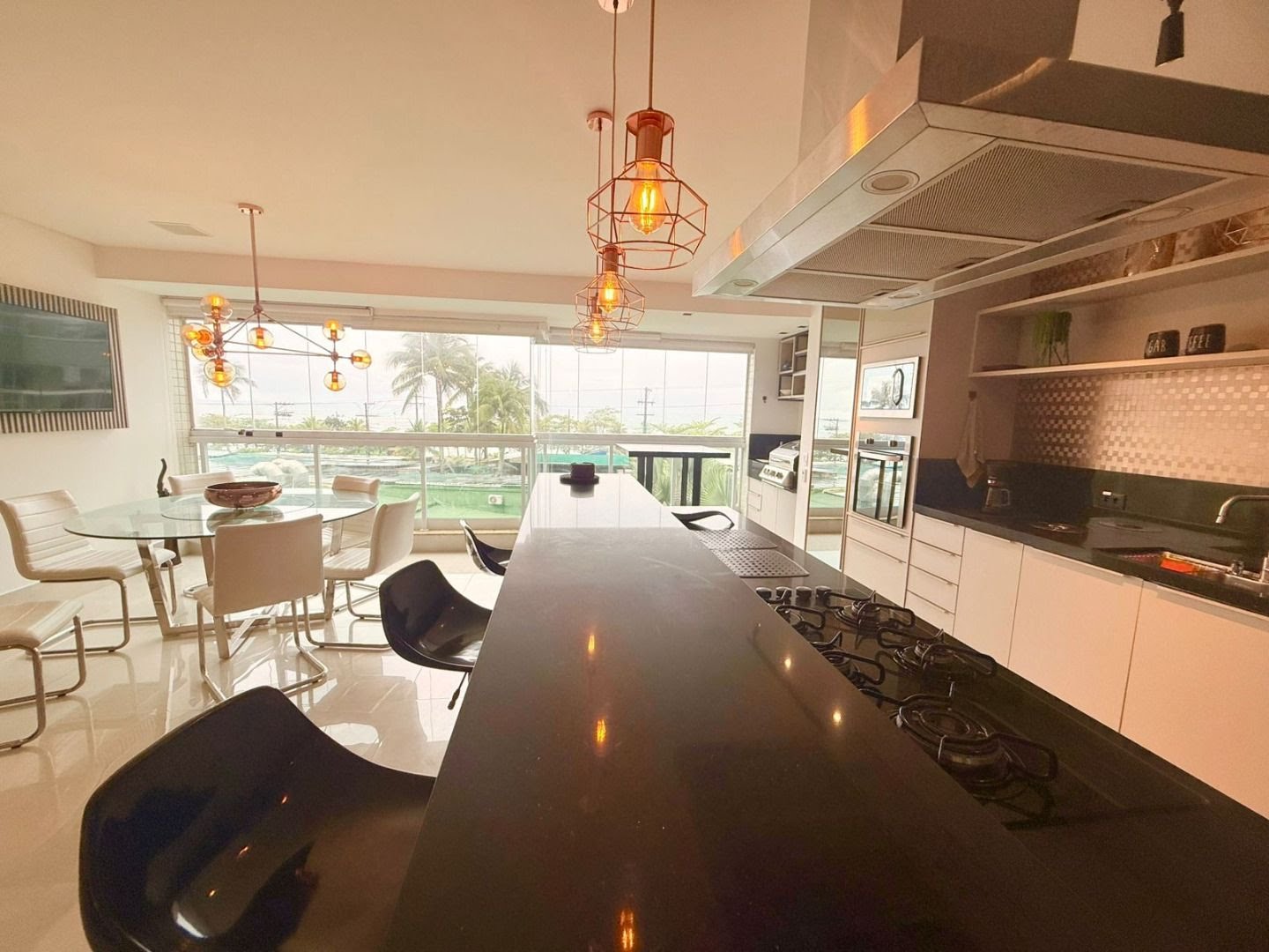 Apartamento à venda com 3 quartos, 4 banheiros, 3 vagas e 150m² no Praia Grande, Ubatuba (SP) — foto 6 de 6