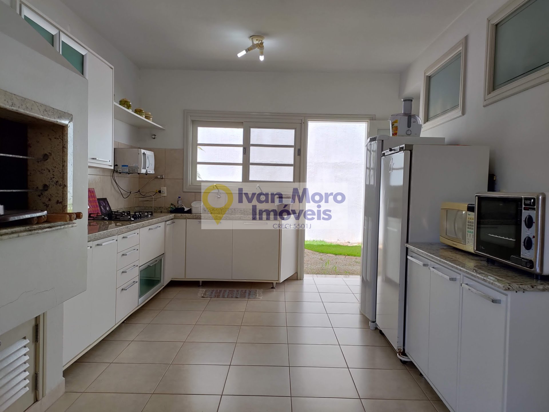 Casa para alugar com 4 quartos, 2 suítes, 3 vagas e 180m² no Daniela, Florianópolis (SC) — foto 24 de 30
