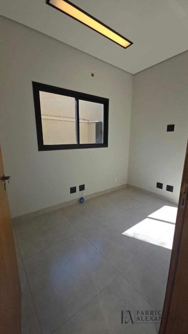 Casa à venda com 3 quartos, 3 suítes, 4 vagas e 250m² no Alphaville, Mirassol (SP) — foto 12 de 29