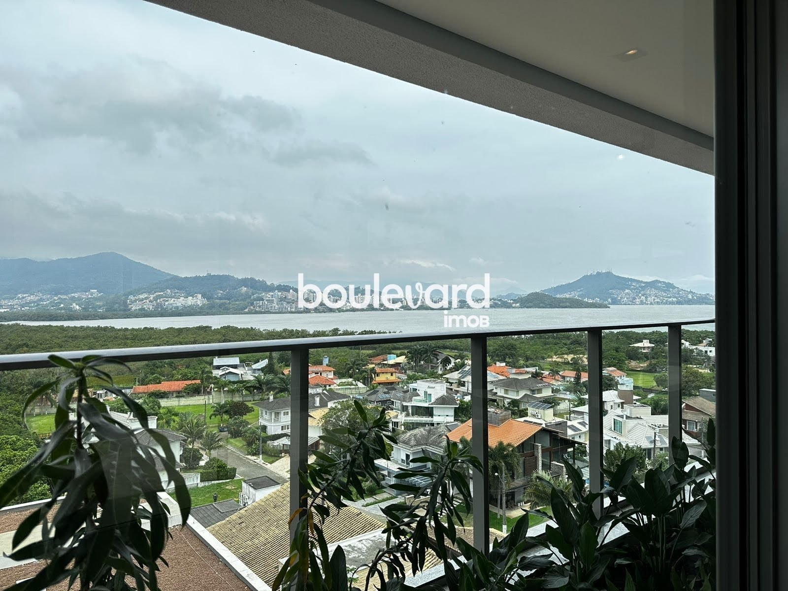 Apartamento à venda com 2 quartos, 1 suíte, 1 vaga e 71m² no Cacupé, Florianópolis (SC) — foto 5 de 30