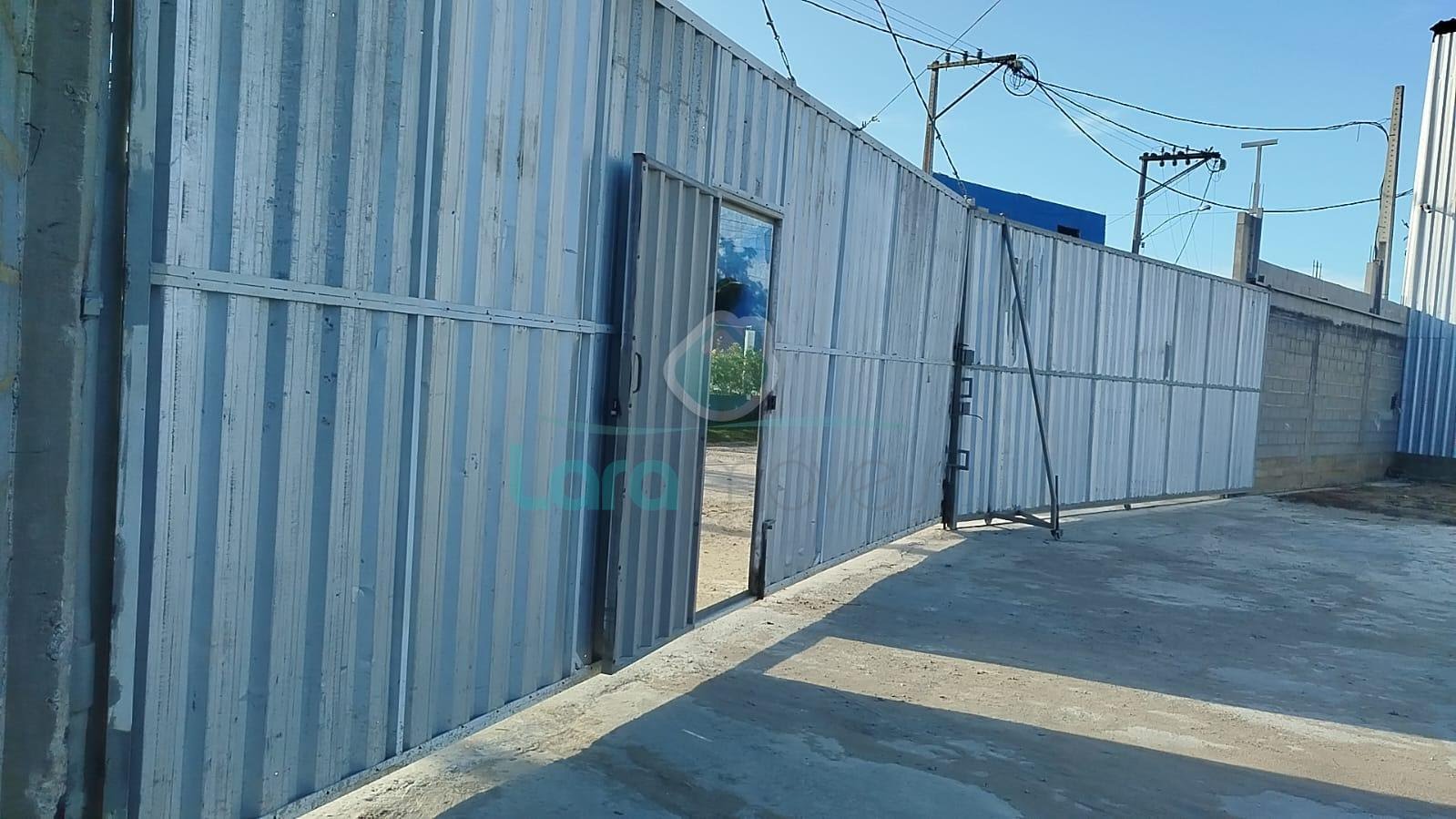 Comercial para alugar com 4 banheiros e 2500m² no Barra de Macaé, Macaé — foto principal