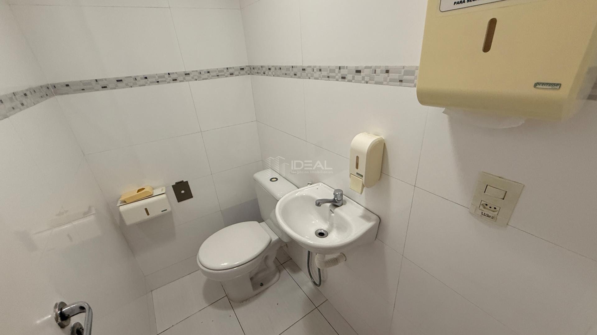 Comercial para alugar com 8 banheiros, 2 vagas e 480m² no Parque Tamandaré, Campos dos Goytacazes (RJ) — foto 22 de 30