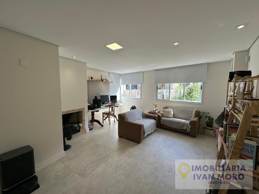 Casa à venda com 4 quartos, 4 suítes, 3 vagas e 567m² no João Paulo, Florianópolis (SC) — foto 5 de 29