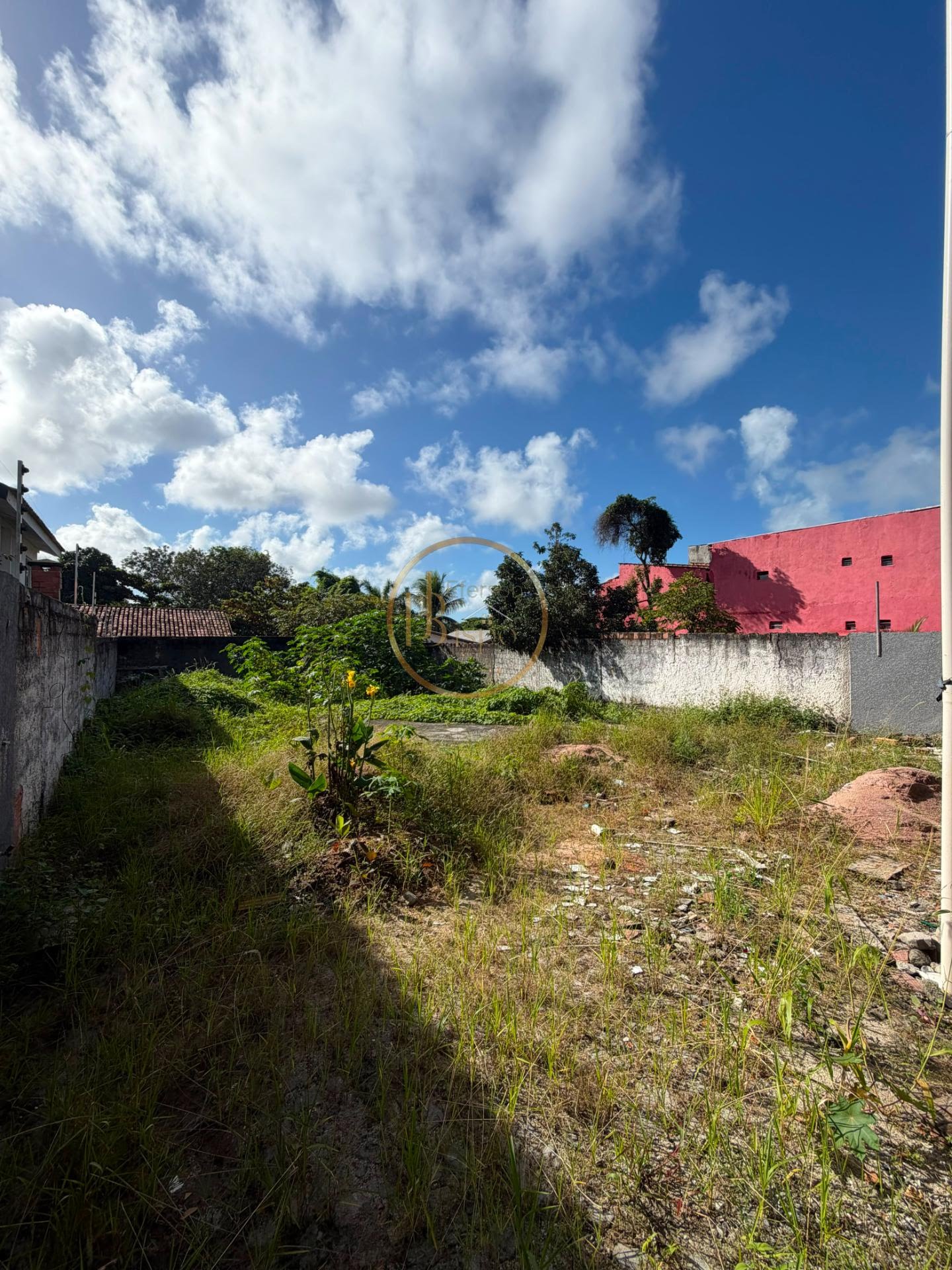Casa à venda com 6 quartos, 2 suítes, 10 vagas e 200m² no Tabapiri, Porto Seguro (BA) — foto 2 de 8