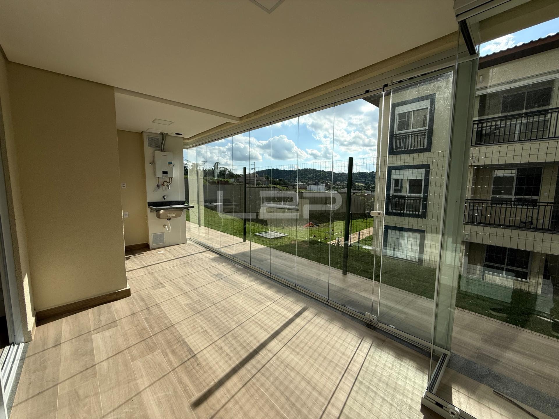 Apartamento para alugar com 3 quartos, 1 suíte, 2 vagas e 83m² no Residencial Jardim Perolla II, Itupeva (SP) — foto 4 de 17