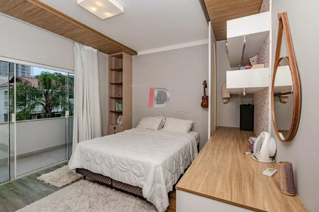 Casa, 3 quartos, 275 m² - Foto 14