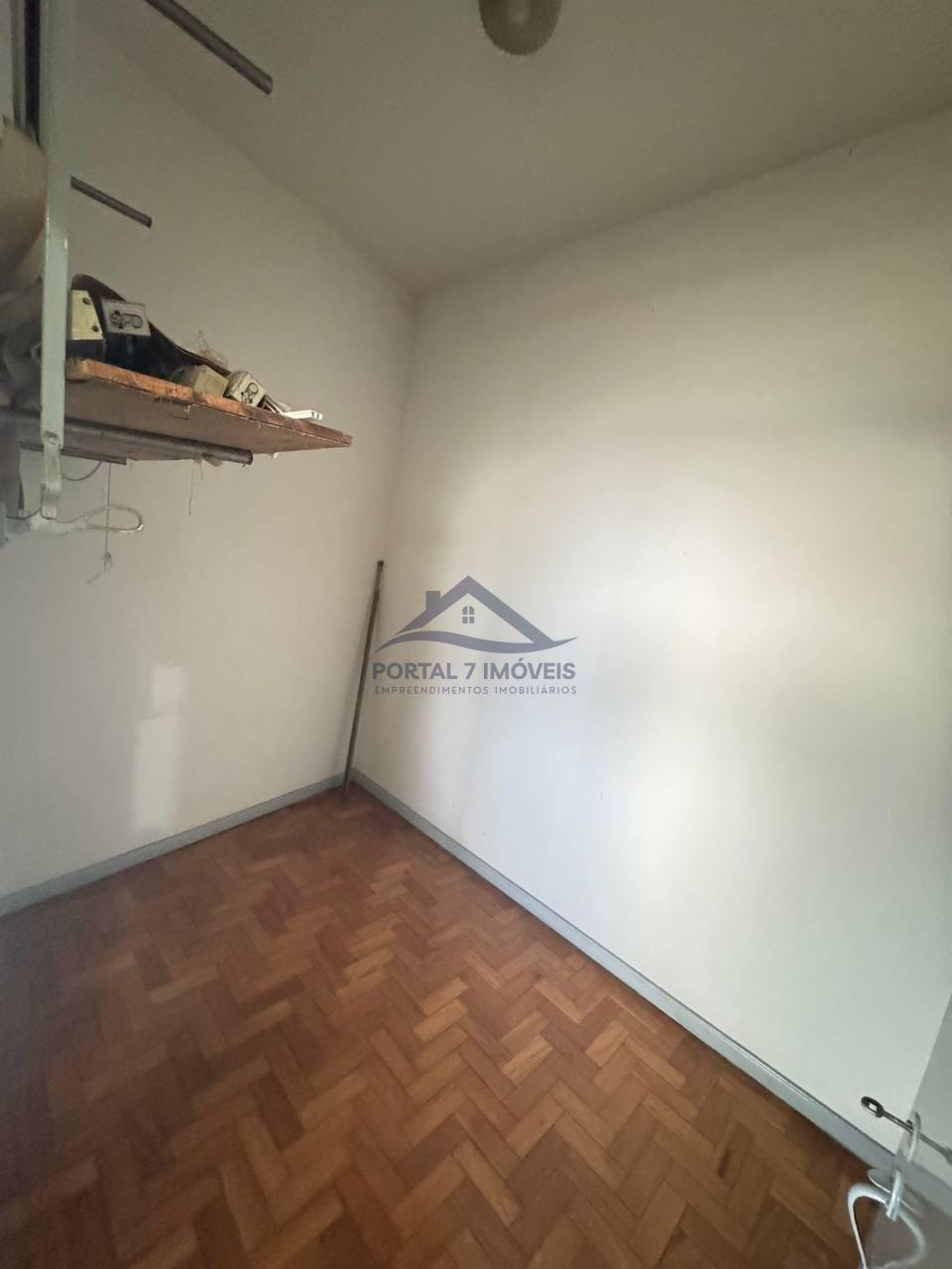 Apartamento à venda com 4 quartos, 2 banheiros e 130m² no Centro, Sete Lagoas (MG) — foto 12 de 16