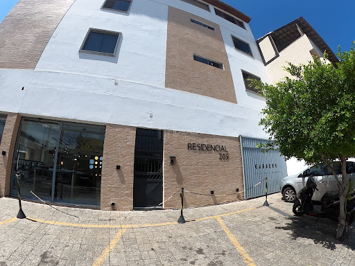 Predio inteiro para venda na av vinte e oito e marco - Campos dos Goytacazes, RJ