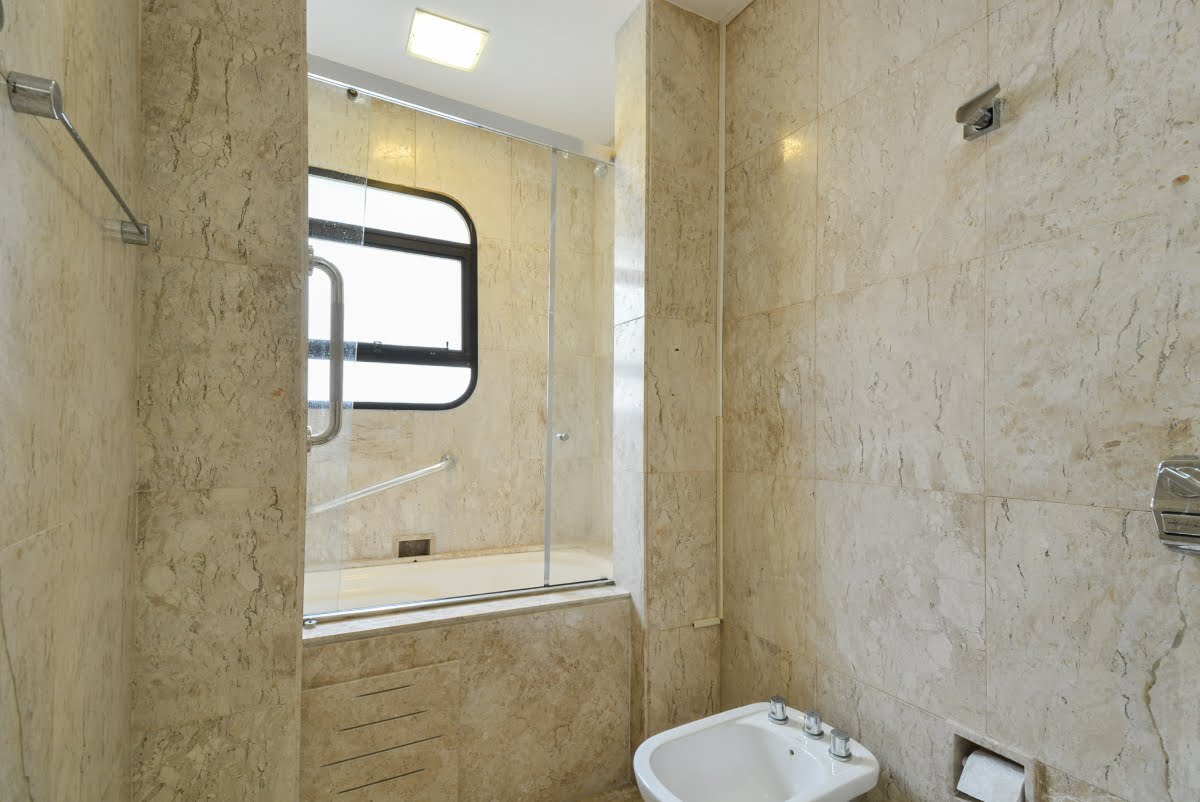 Apartamento à venda com 6 quartos, 4 suítes, 4 vagas e 468m² no Jardim Paulista, São Paulo (SP) — foto 23 de 30