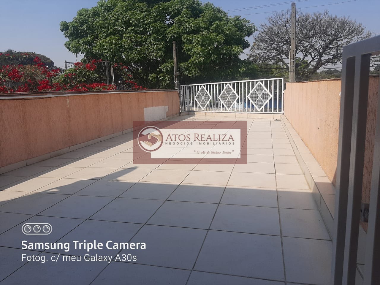 Casa à venda com 3 quartos, 3 banheiros, 2 vagas e 162m² no Rio Bonito, São Paulo — foto principal