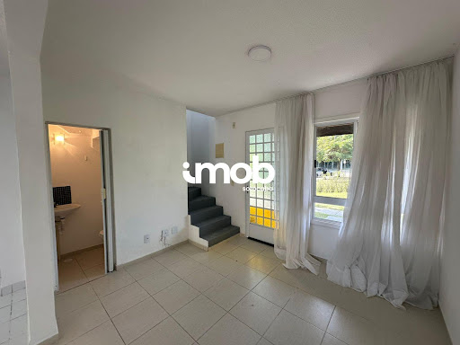 Casa Júlia de Meio para Venda e Locação Condomínio Villa Flora Votorantim SP