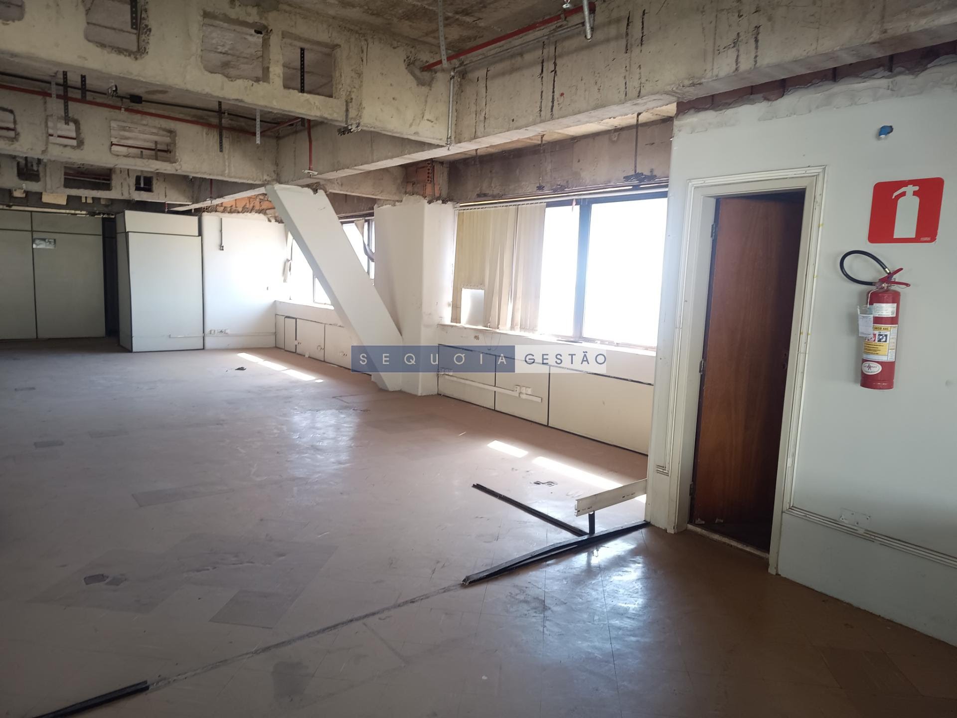 Comercial à venda com 6 banheiros, 10 vagas e 1223m² no Centro, Belo Horizonte (MG) — foto 11 de 23