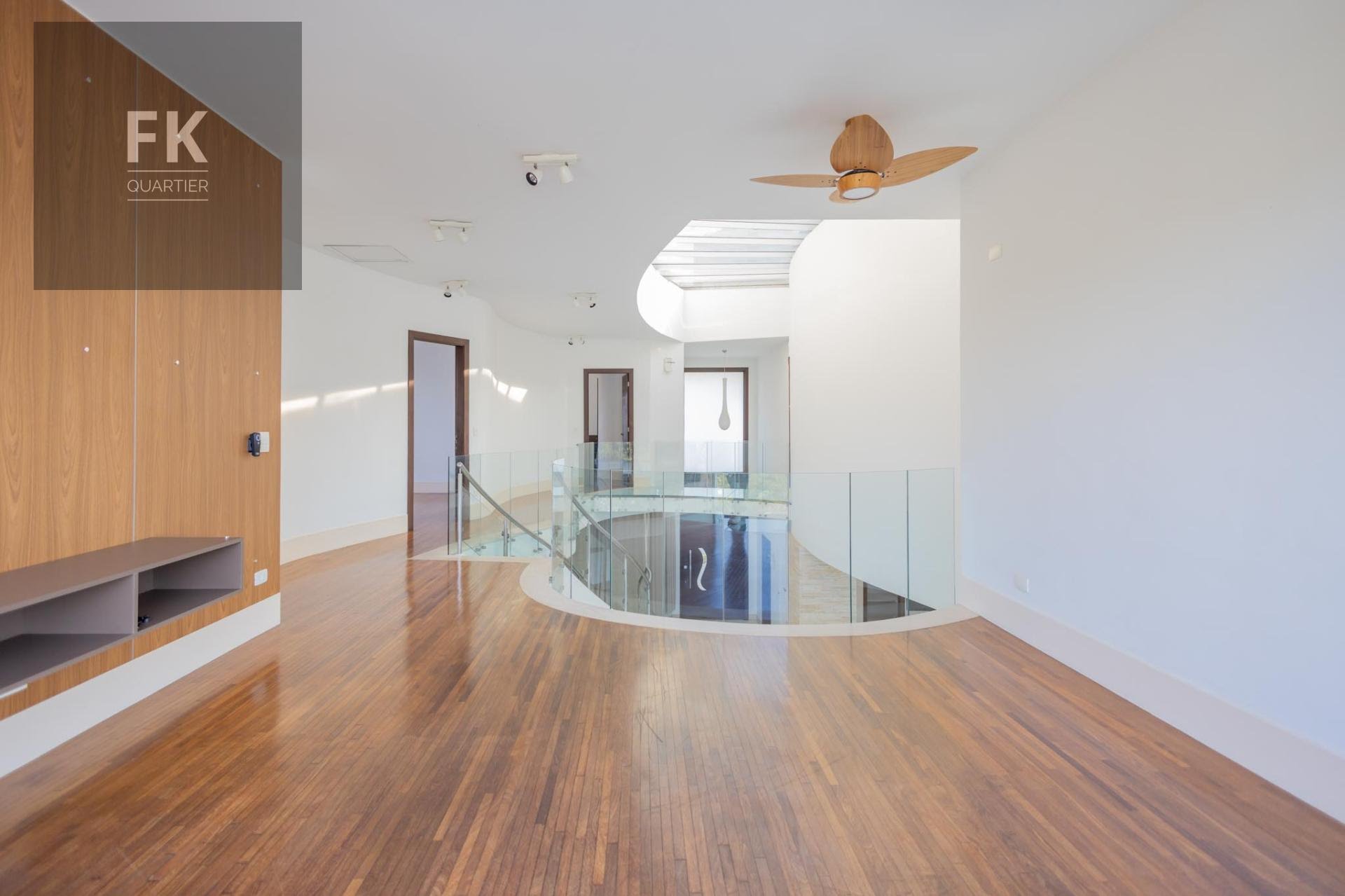 Casa à venda com 4 quartos, 4 suítes, 7 vagas e 804m² no Alphaville Conde II, Barueri (SP) — foto 21 de 30