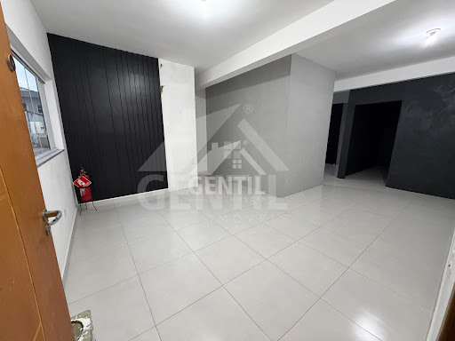 Sala Comercial 60m² no Portal dos Ipês - 2 Banheiros