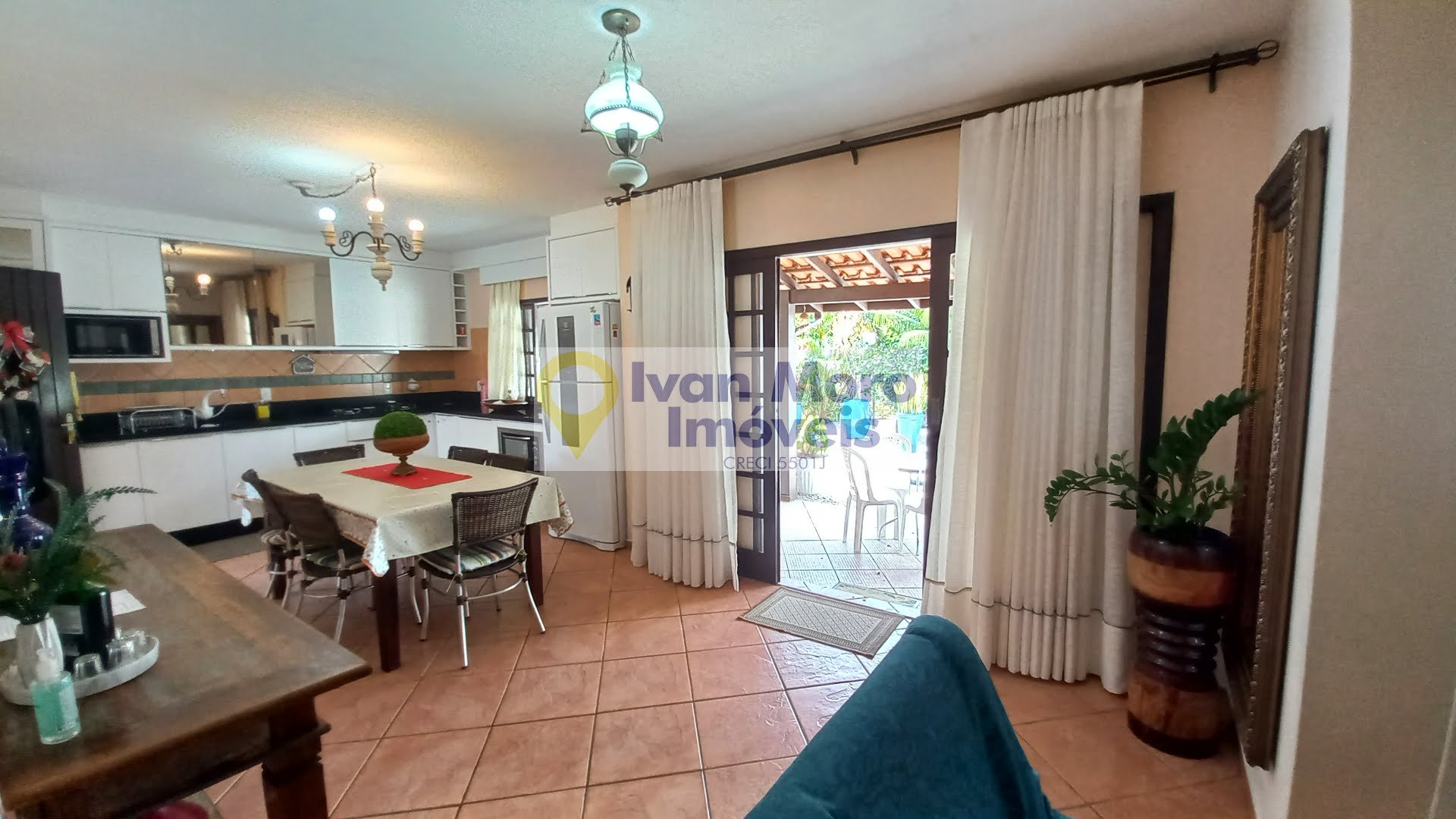 Casa para alugar com 3 quartos, 1 suíte, 3 vagas e 135m² no Daniela, Florianópolis (SC) — foto 29 de 30