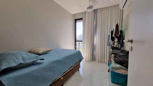 quarto-trinitaimobiliaria-noir-barrabonita