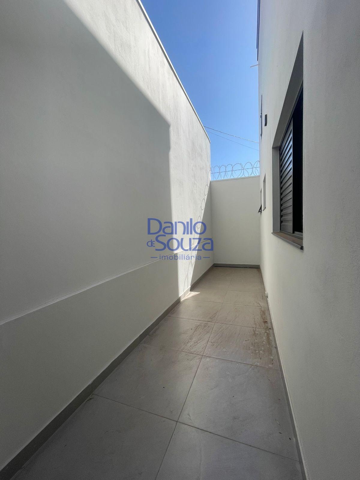 Casa à venda com 2 quartos, 1 suíte, 2 vagas e 107m² no Portal do Camburi, Araxá (MG) — foto 15 de 16