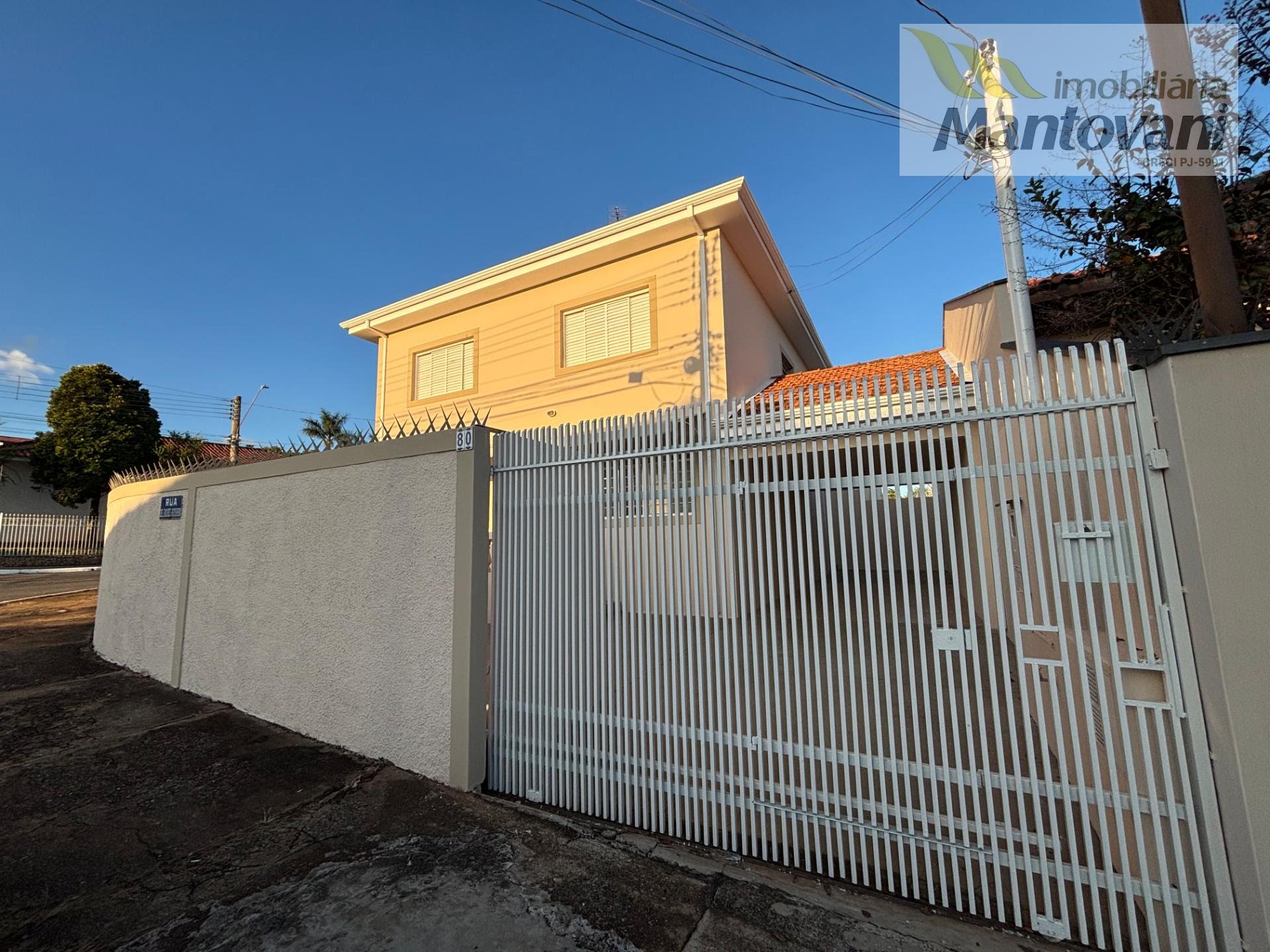 Casa à venda com 4 quartos, 3 banheiros, 2 vagas e 245m² no Jardim São Paulo, Tatuí — foto principal