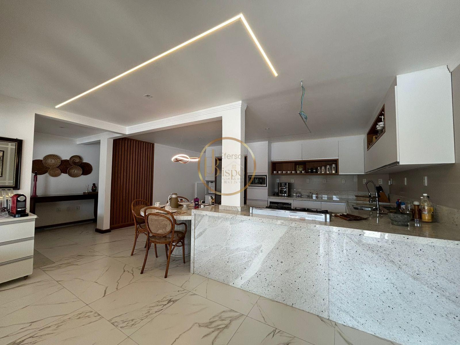 Casa à venda com 4 quartos, 4 suítes, 3 vagas e 390m² no Village 2, Porto Seguro (BA) — foto 7 de 24