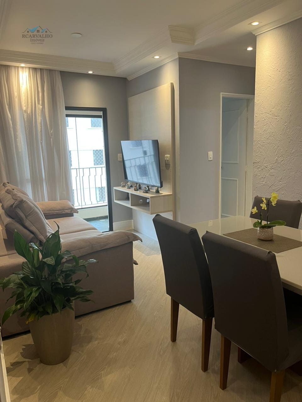 Apto com 2 dormitórios na Vila Mascote 