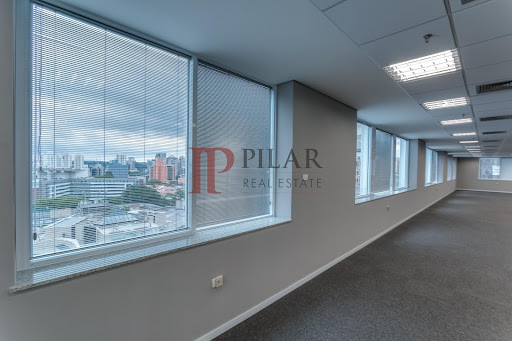 Andar corporativo  