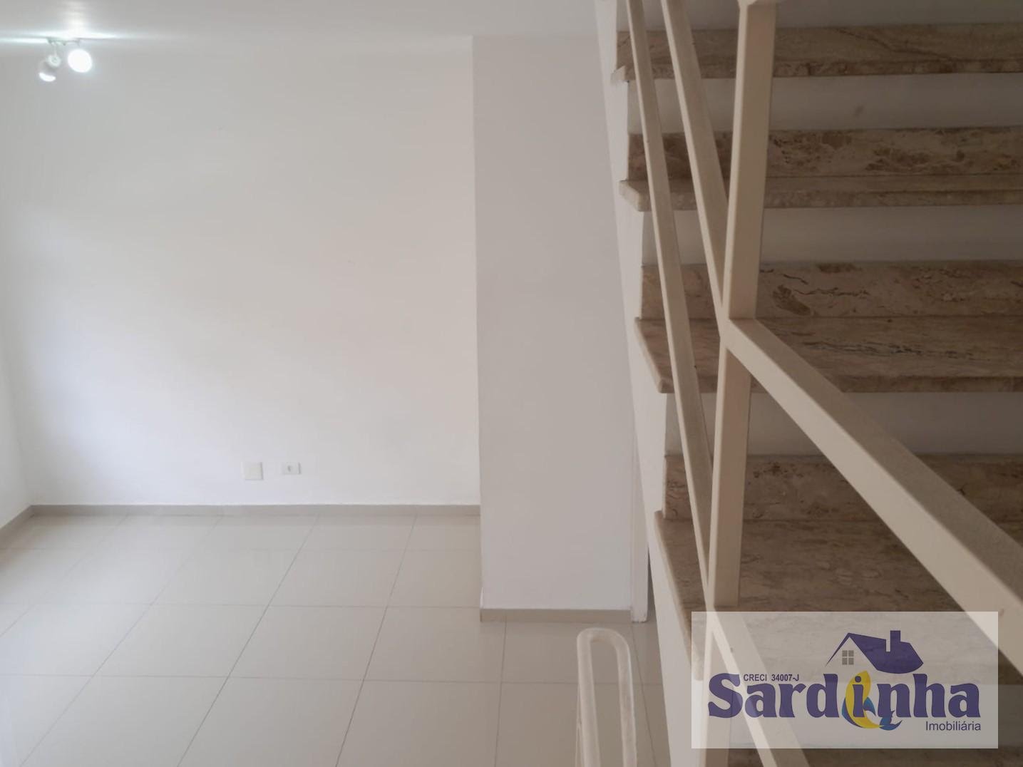 Casa à venda com 3 quartos, 1 suíte, 2 vagas e 128m² no Jardim Oliveiras, Taboão da Serra (SP) — foto 11 de 30