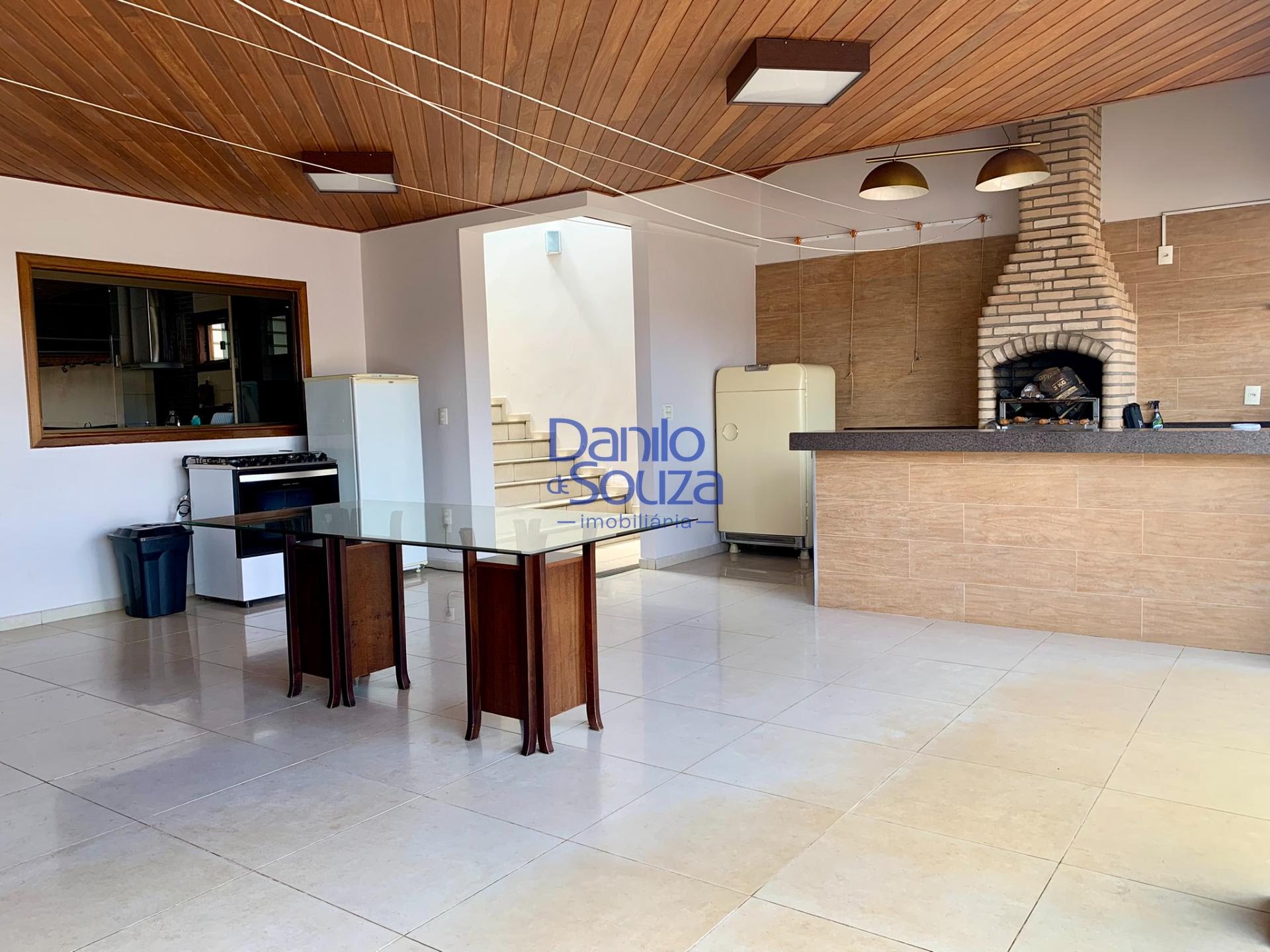 Casa à venda com 4 quartos, 1 suíte, 2 vagas e 360m² no Alvorada, Araxá (MG) — foto 22 de 28