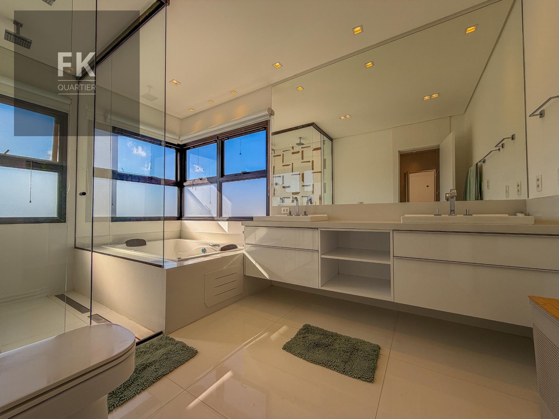 Casa à venda com 4 quartos, 4 suítes, 9 vagas e 446m² no Tamboré, Barueri (SP) — foto 25 de 30