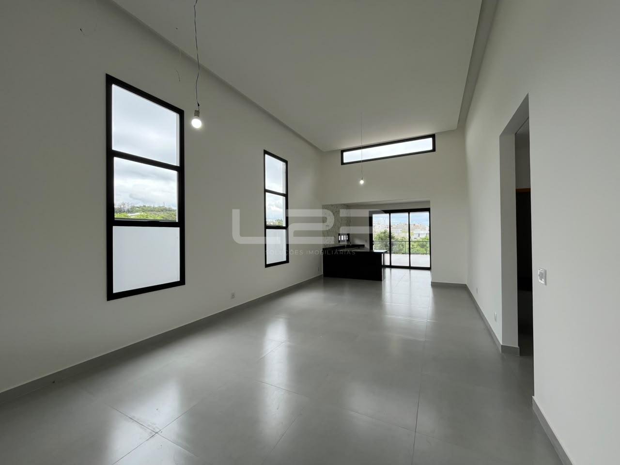 Casa à venda com 3 quartos, 3 suítes, 4 vagas e 184m² no Villagio Azzure, Itupeva (SP) — foto 10 de 30