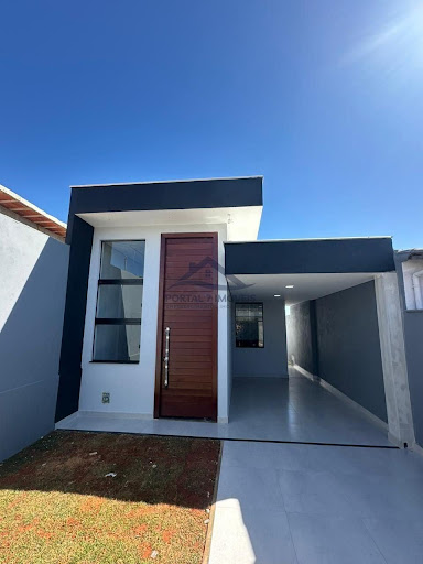 Casa à Venda no Bairro Flórida  -  Sete Lagoas