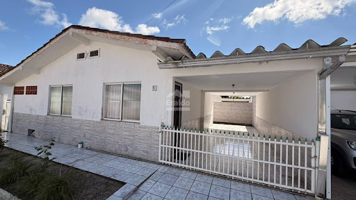 Casa em Balneário Costa Azul - Matinhos, PR