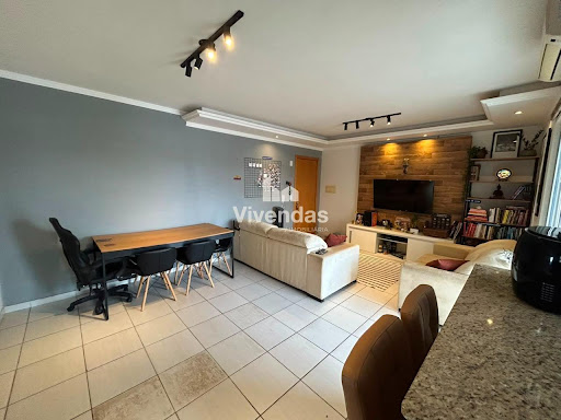 Apartamento no bairro Arroio Grande
