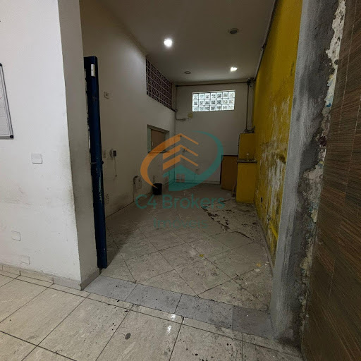 Prédio em Cumbica - Guarulhos, SP