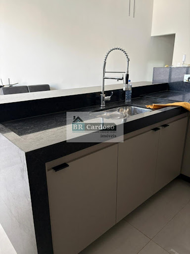 Casa em São José  -  Franca